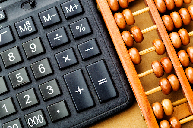 Calculator and abacus feature