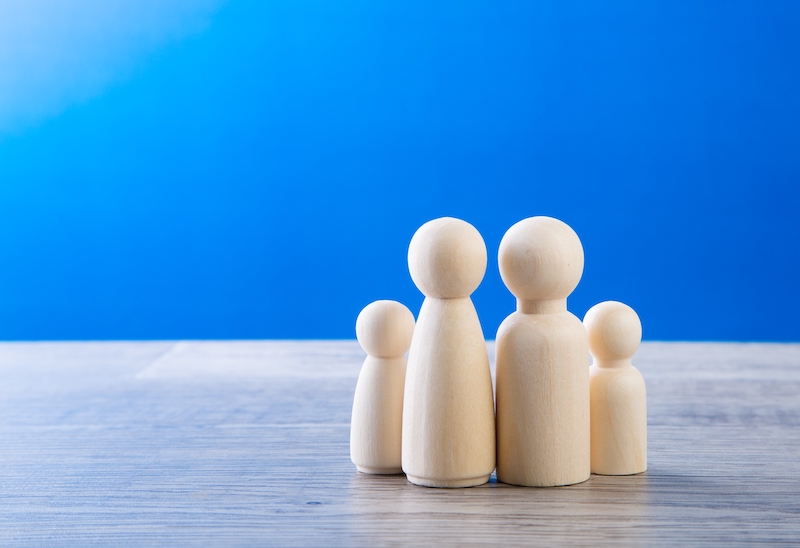 wooden-figurines-of-family-unit-can-poca-affect-family-members
